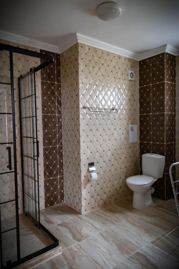 Семеен Хотел Прованс Ахелой Extérieur photo